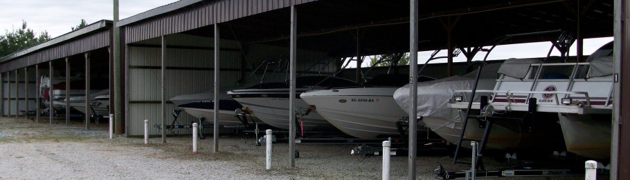 Эллинг для хранения катеров и лодок