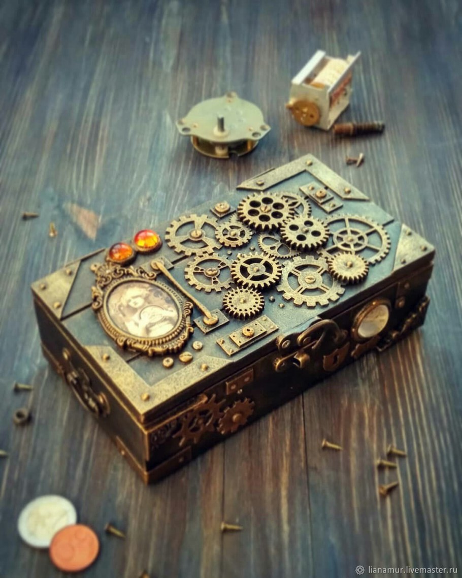 Шкатулка в стиле стимпанк