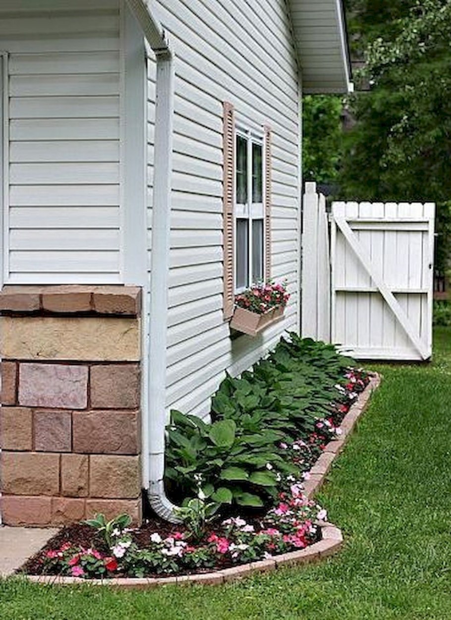 Клумбы на даче