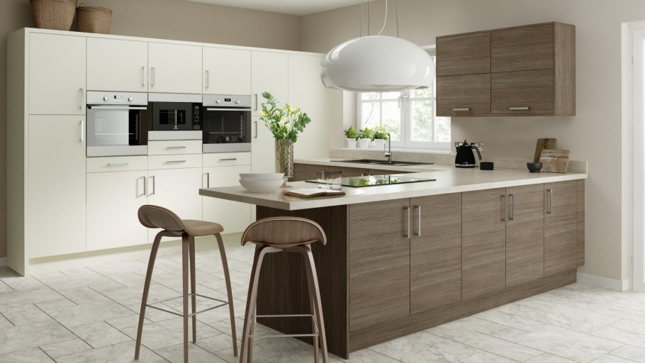 Светло серо-коричневая кухня