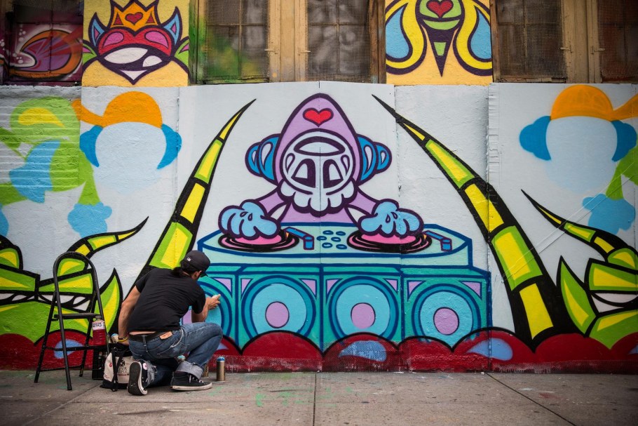 Граффити рисунки на стенах