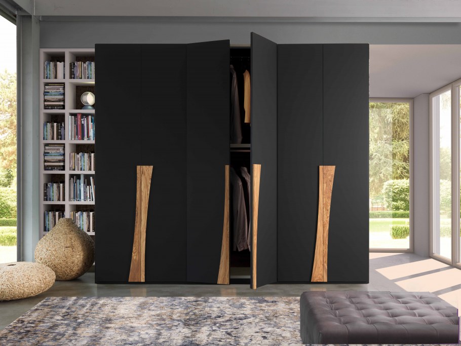 Необычные шкафы