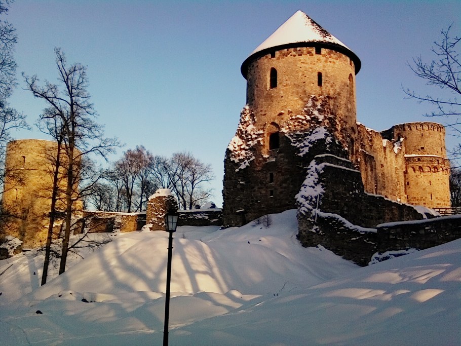 Сигулда Ливонский замок