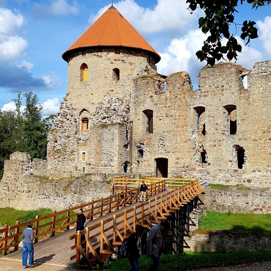 Замок Ливонского ордена Латвия