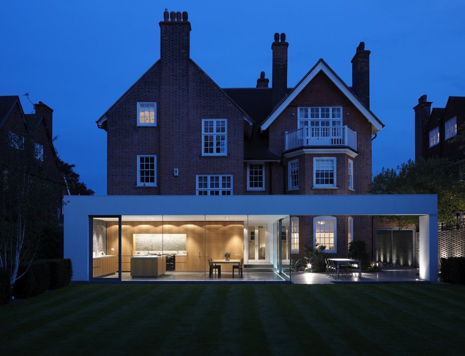 Современный дом в Англии