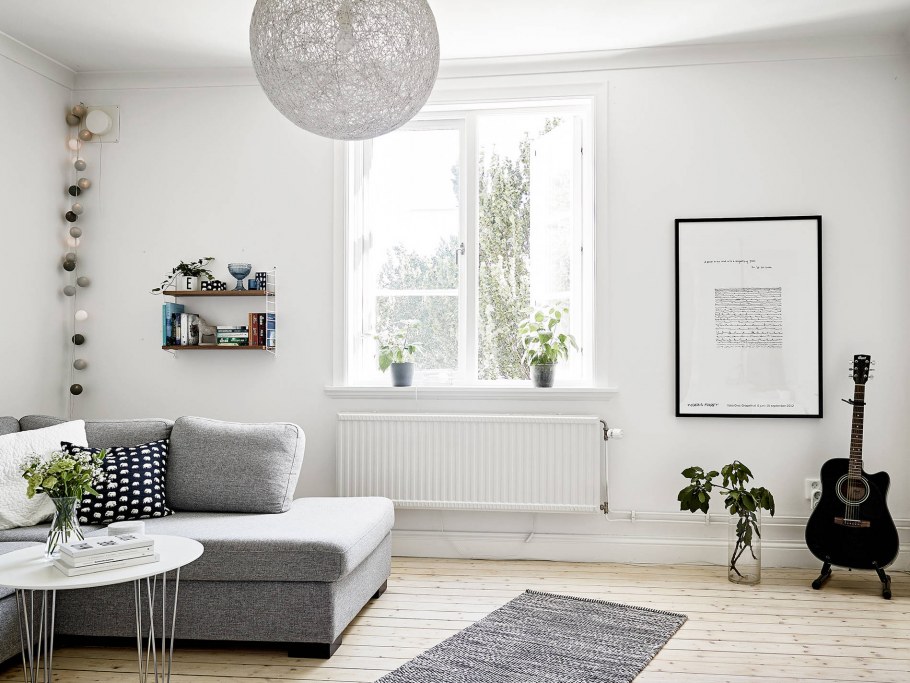 Пудрово серые стены