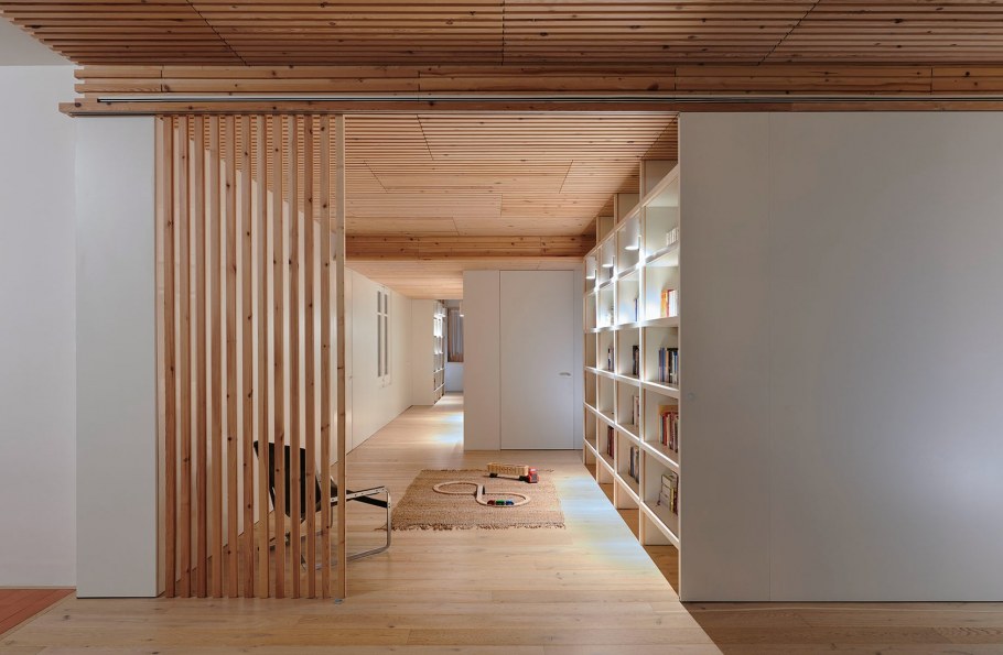 Рейка деревянная для отделки стен внутри дома