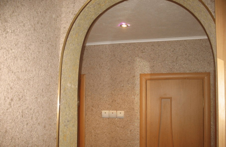 Венецианская штукатурка короед