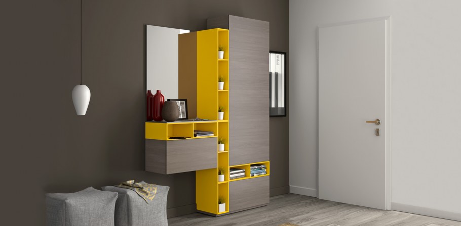 Прихожая с яркими акцентами