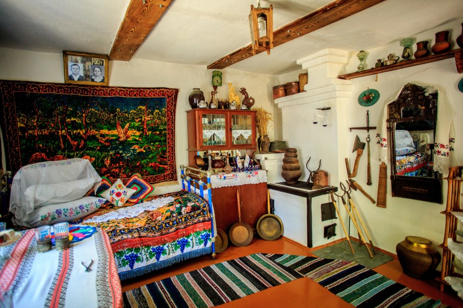 Бабушкина хата, село Прогресс