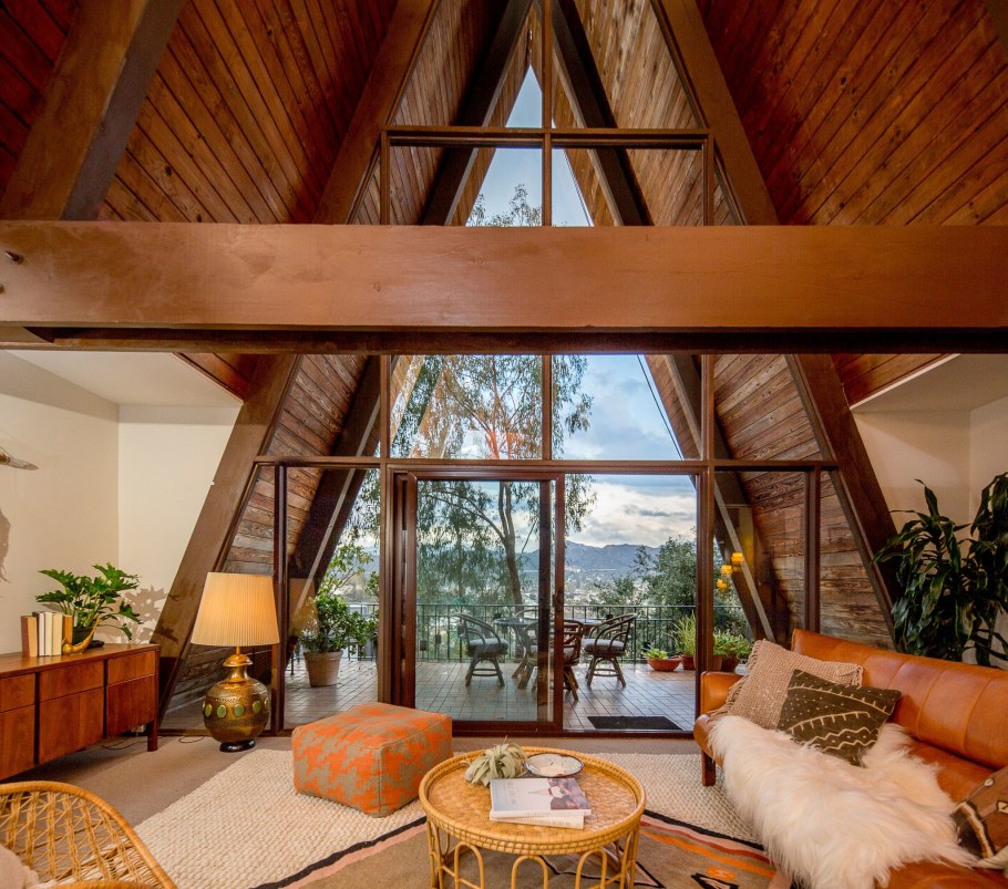 А фрейм дом шалаш