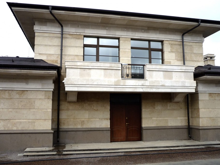 Гранитный фасад