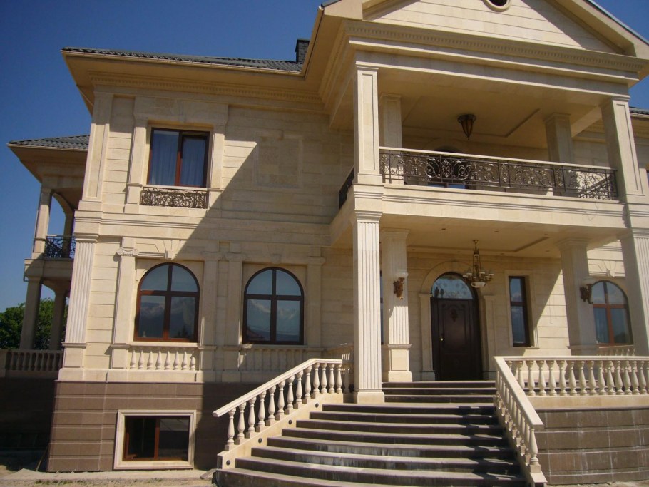 Травертин iz Travertin фасад