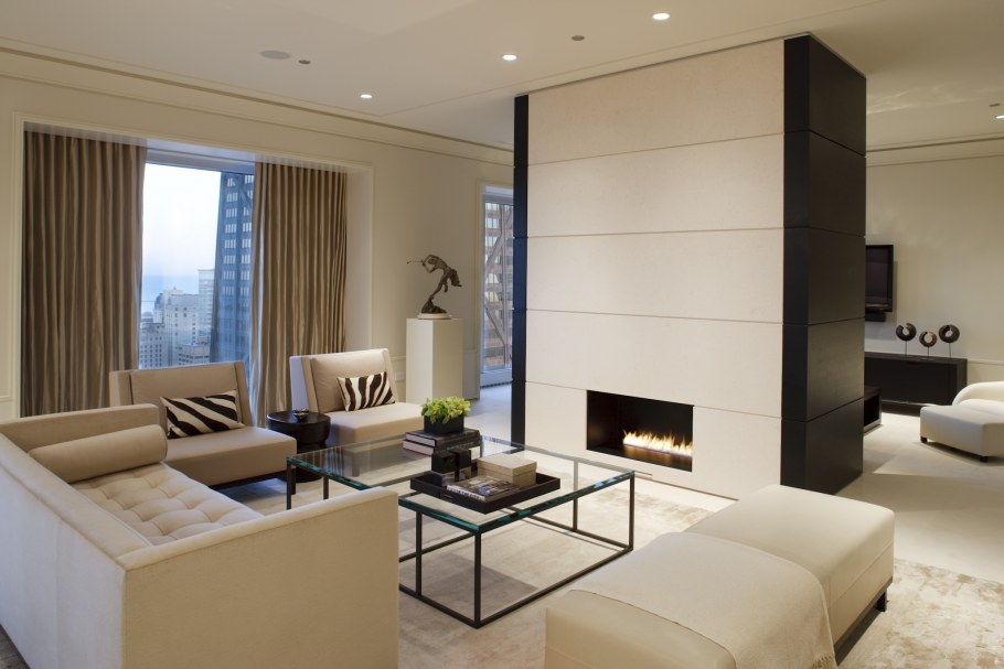 Кремовые стены в гостиной