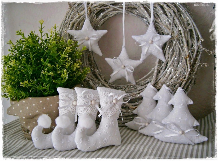 Новогодние украшения из текстиля