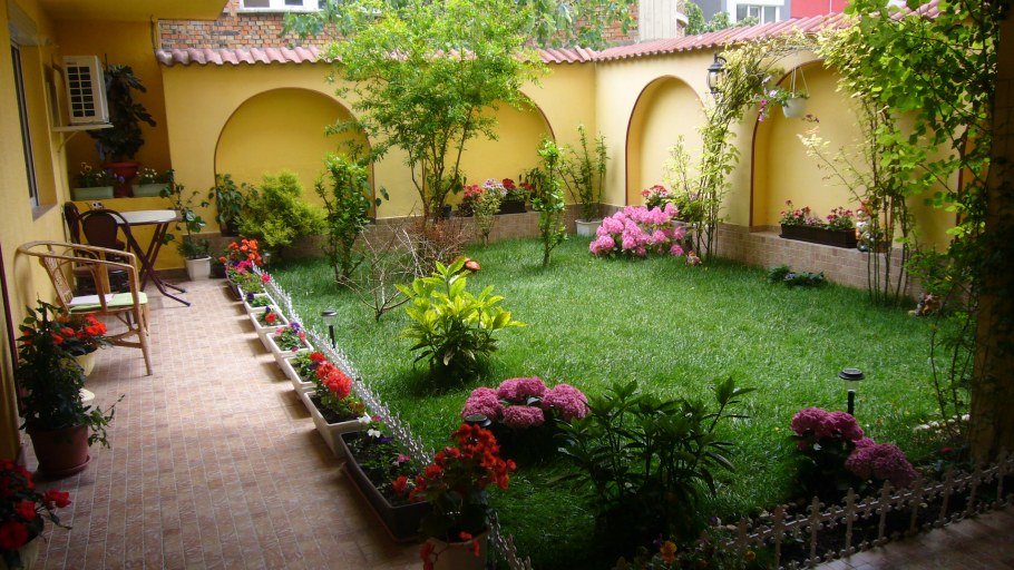 Красивые Дворики