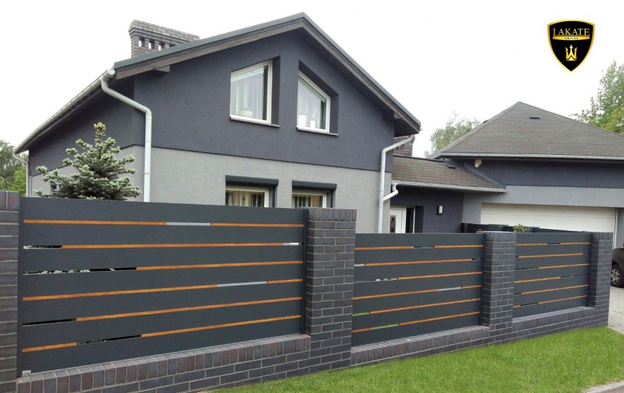 Фасадная часть забора
