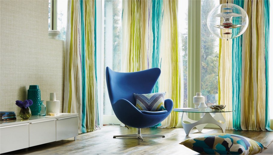 Шторы цвета морской волны в интерьере