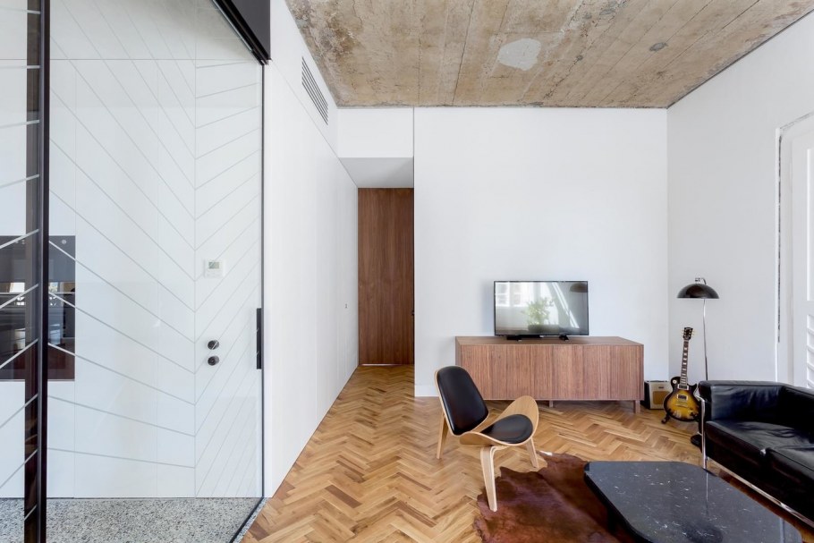 Теневая щель в интерьере