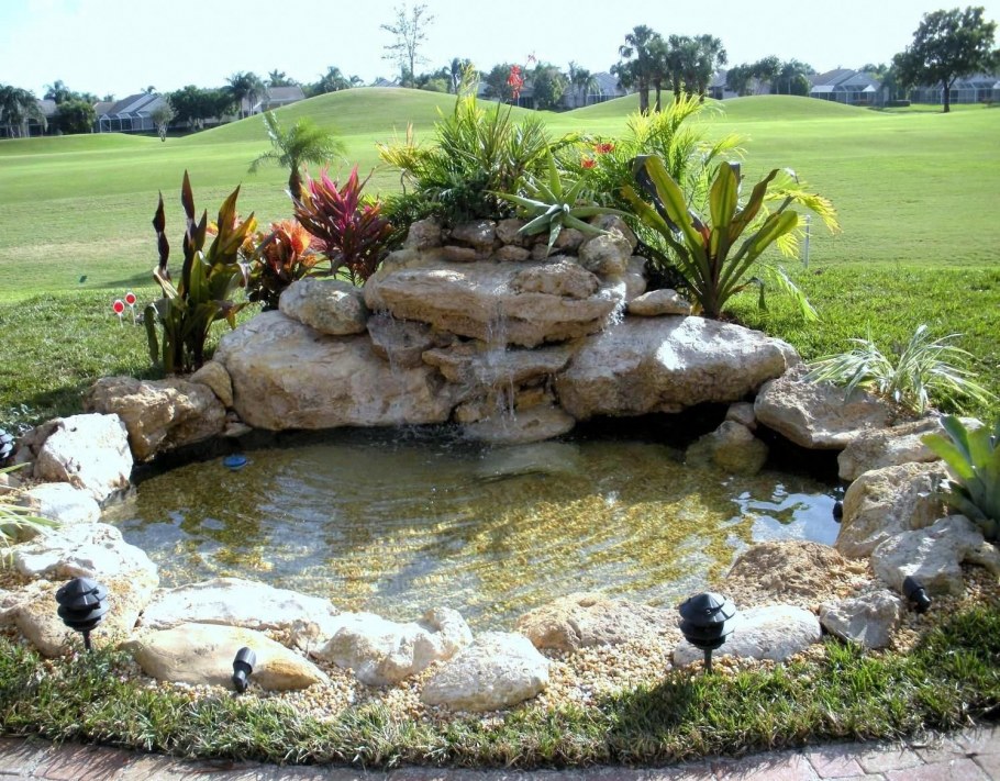 Водопад, сухой ручей, прудик