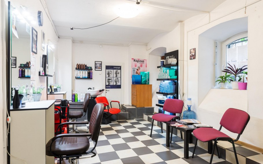 Парикмахерской эконом класса