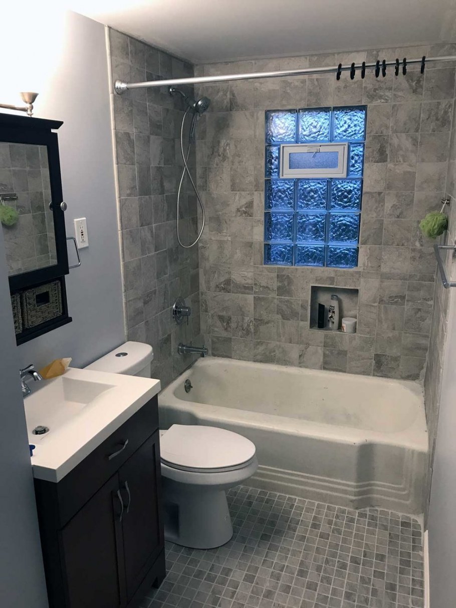 Смешанная отделка ванной