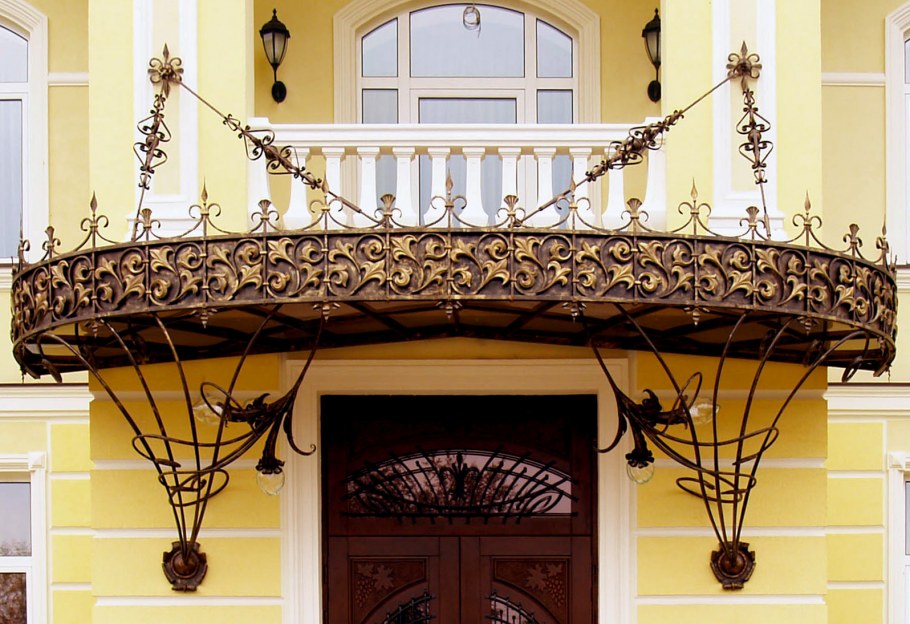 Крылечко с яблоней Новосибирск