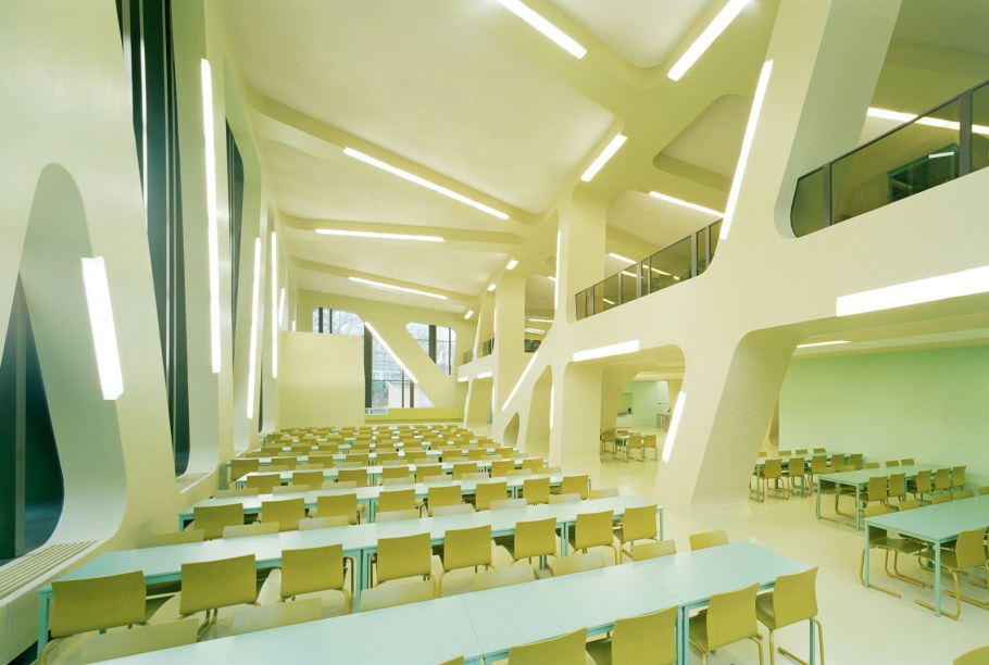 Студенческая столовая Менса Мольтке в Карлсруэ