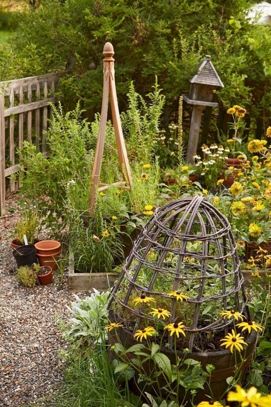 Сад в деревенском стиле