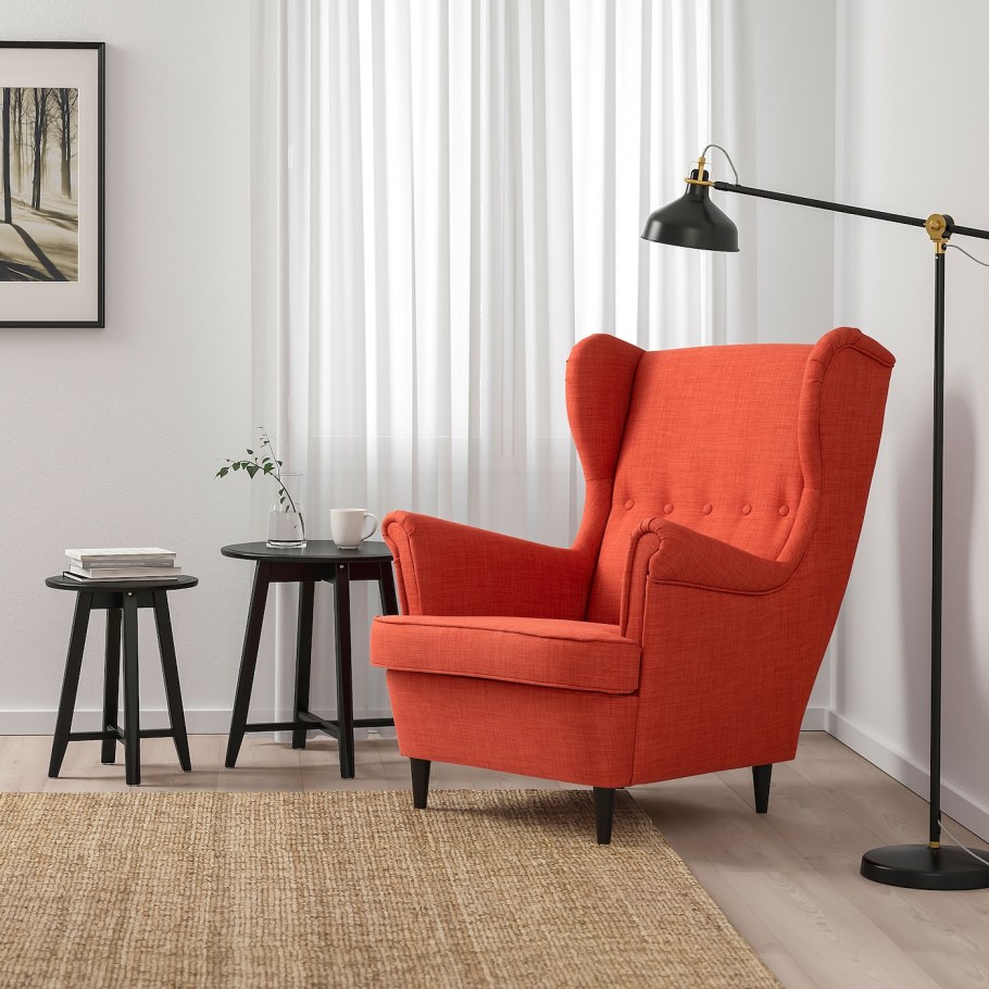 Желтое кресло икеа СТРАНДМОН