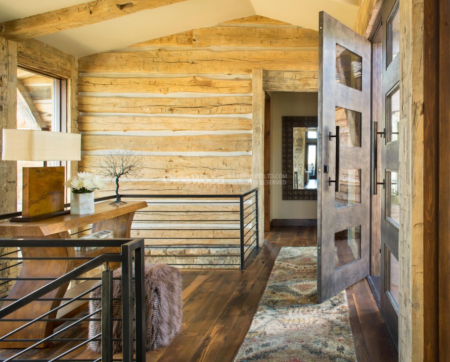 Межкомнатные двери в деревенском стиле