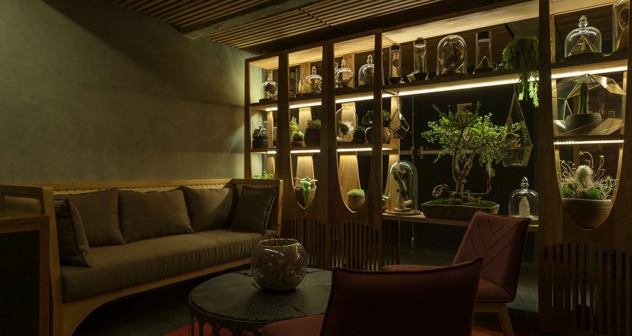 Загадочный интерьер