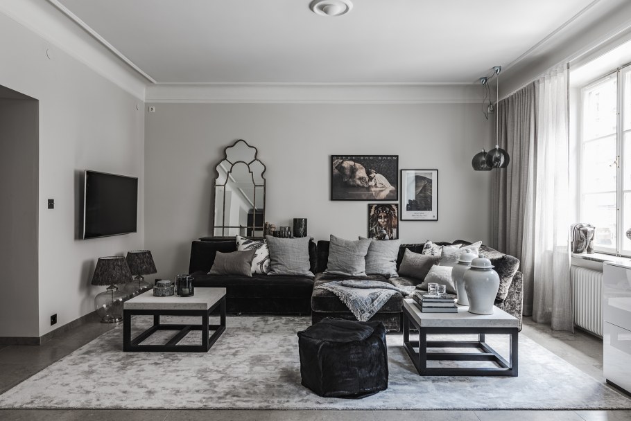 Черно белый декор