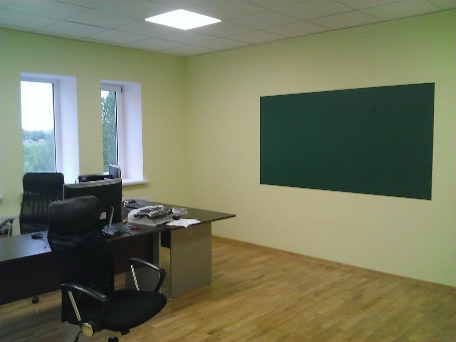 Покраска стен в офисе