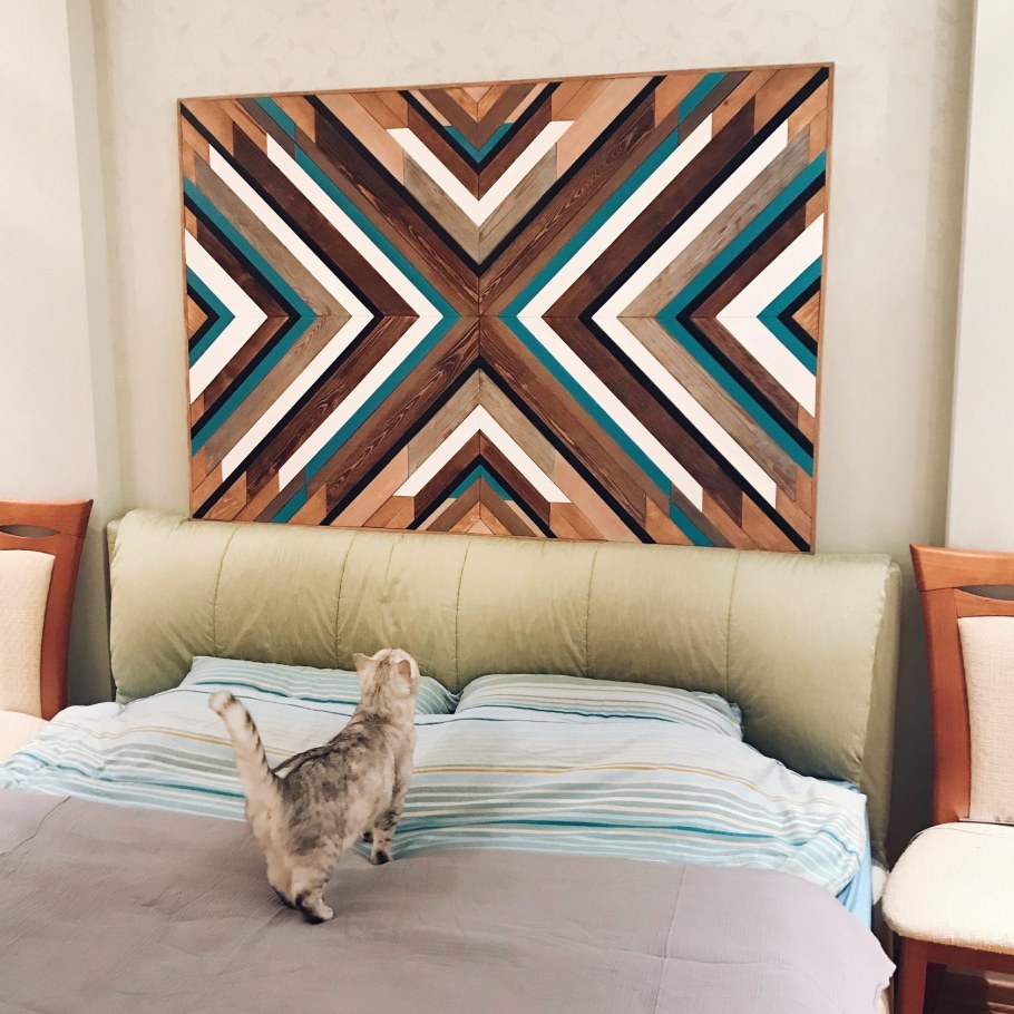 Панно из реек на стену