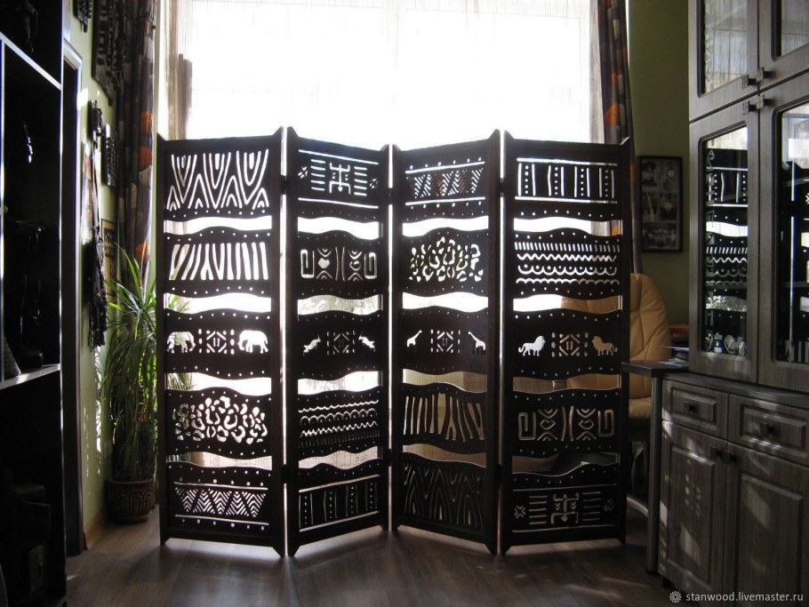 Шкаф в африканском стиле