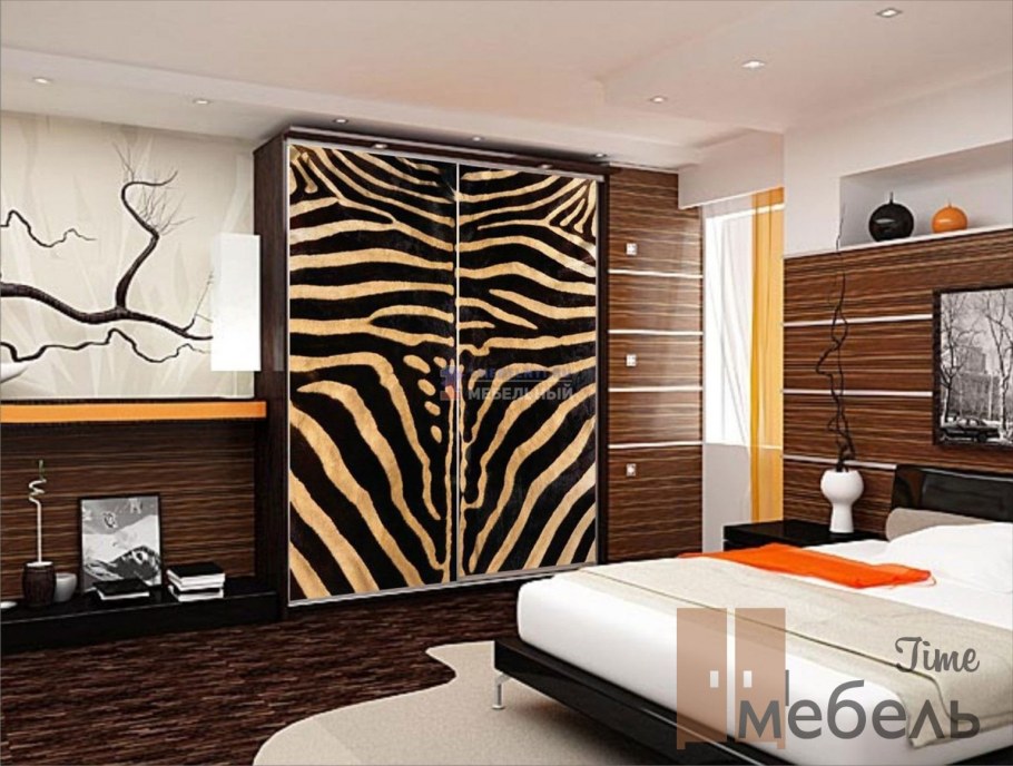 Шкаф купе в африканском стиле