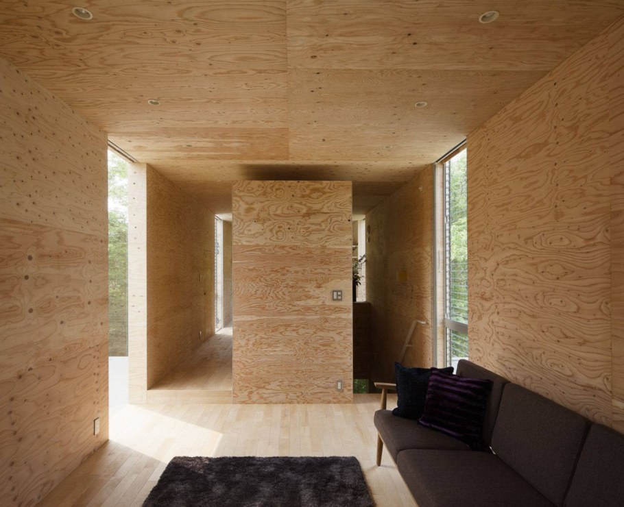 Обшивка стен фанерой