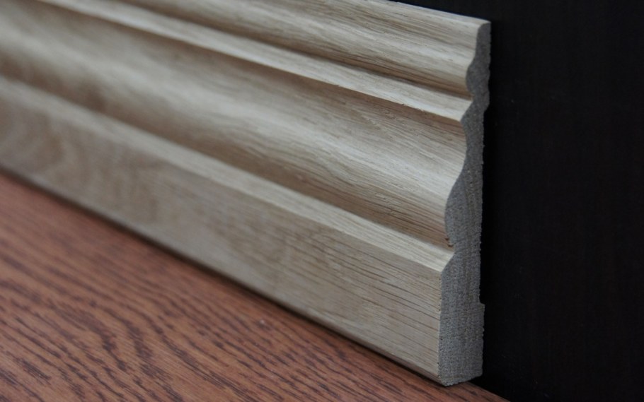 Плинтус на лестнице