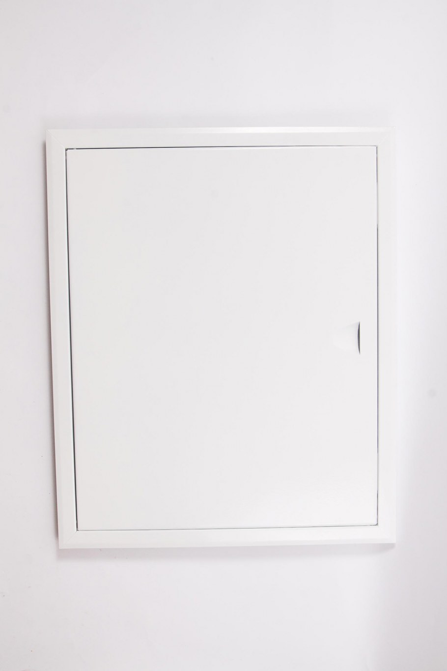 Люк под гипсокартон 600х800