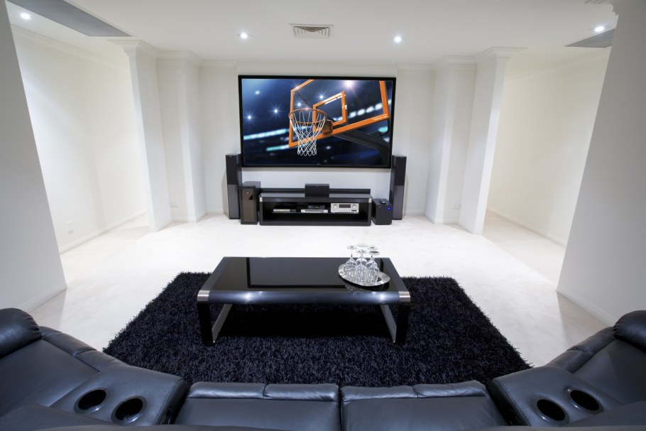 Гостиная с проектором