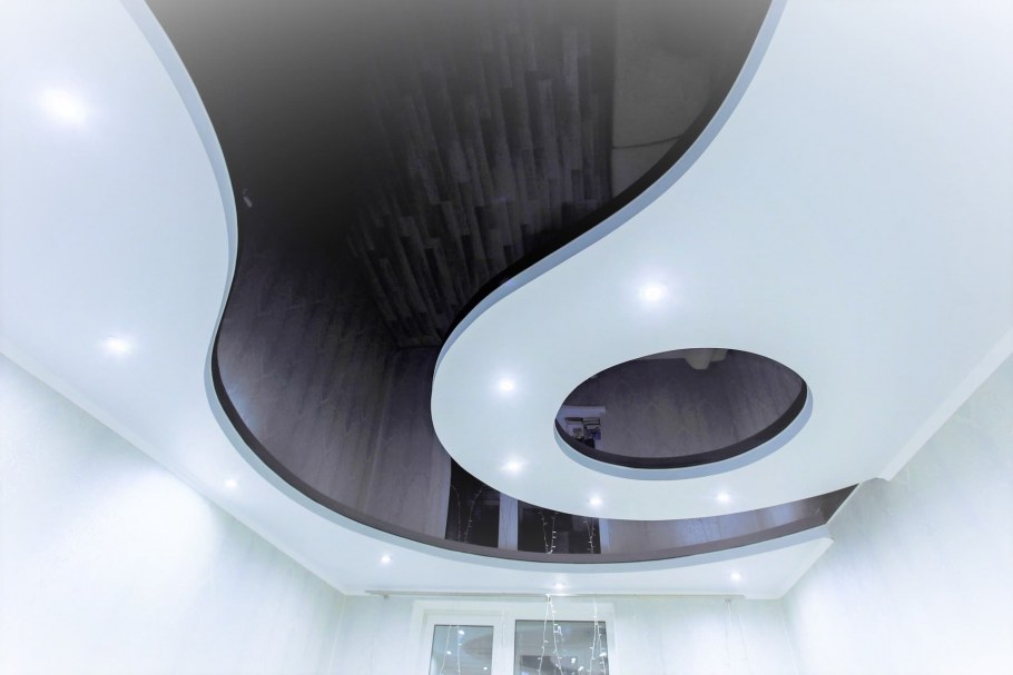 Многоуровневые квадратные потолки