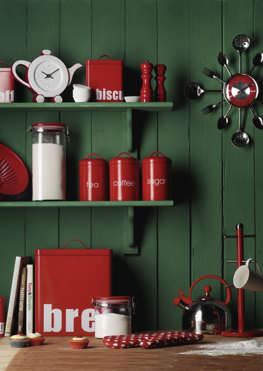 Красно зеленый интерьер