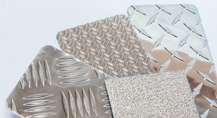 Металлическое панно на стену