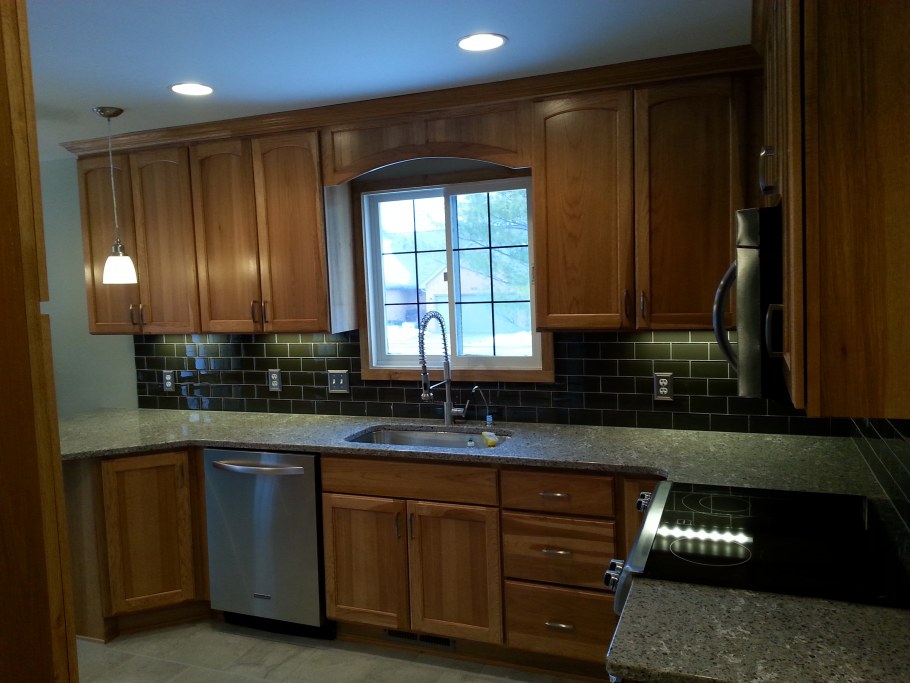 Потолочное освещение на кухне