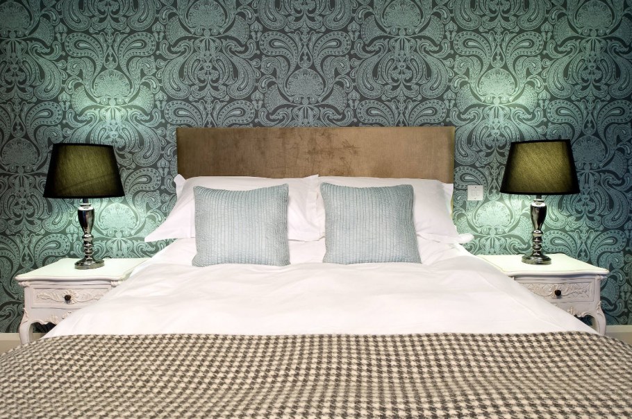 Модные обои для спальни