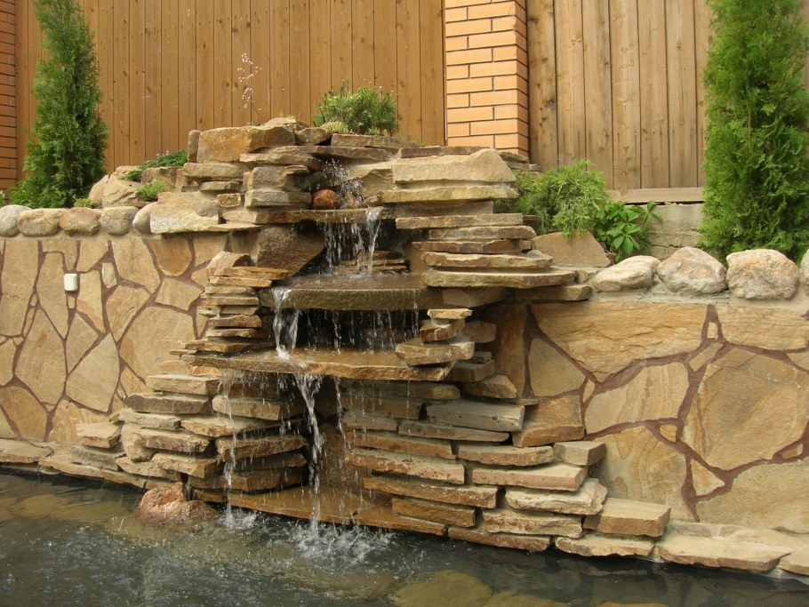 Каскад из плитняка