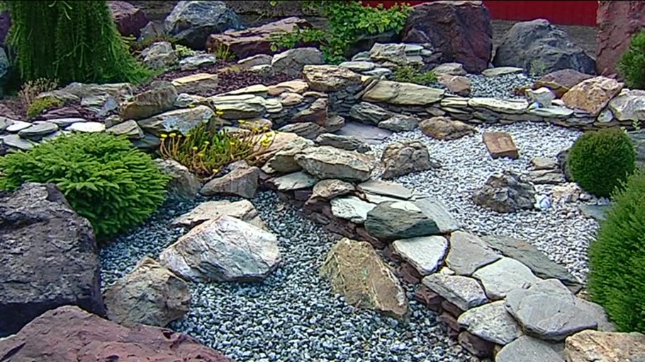 Альпийская горка на приусадебной территории 7 букв