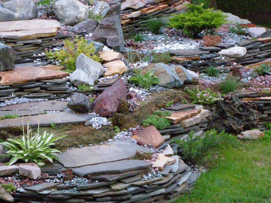 Рокарий чешская Альпийская горка