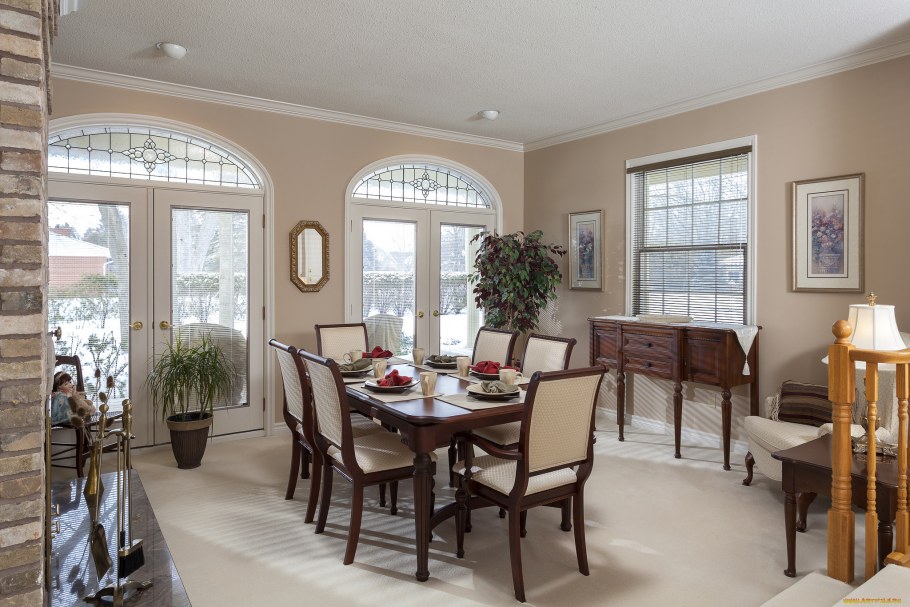 Дайнинг рум